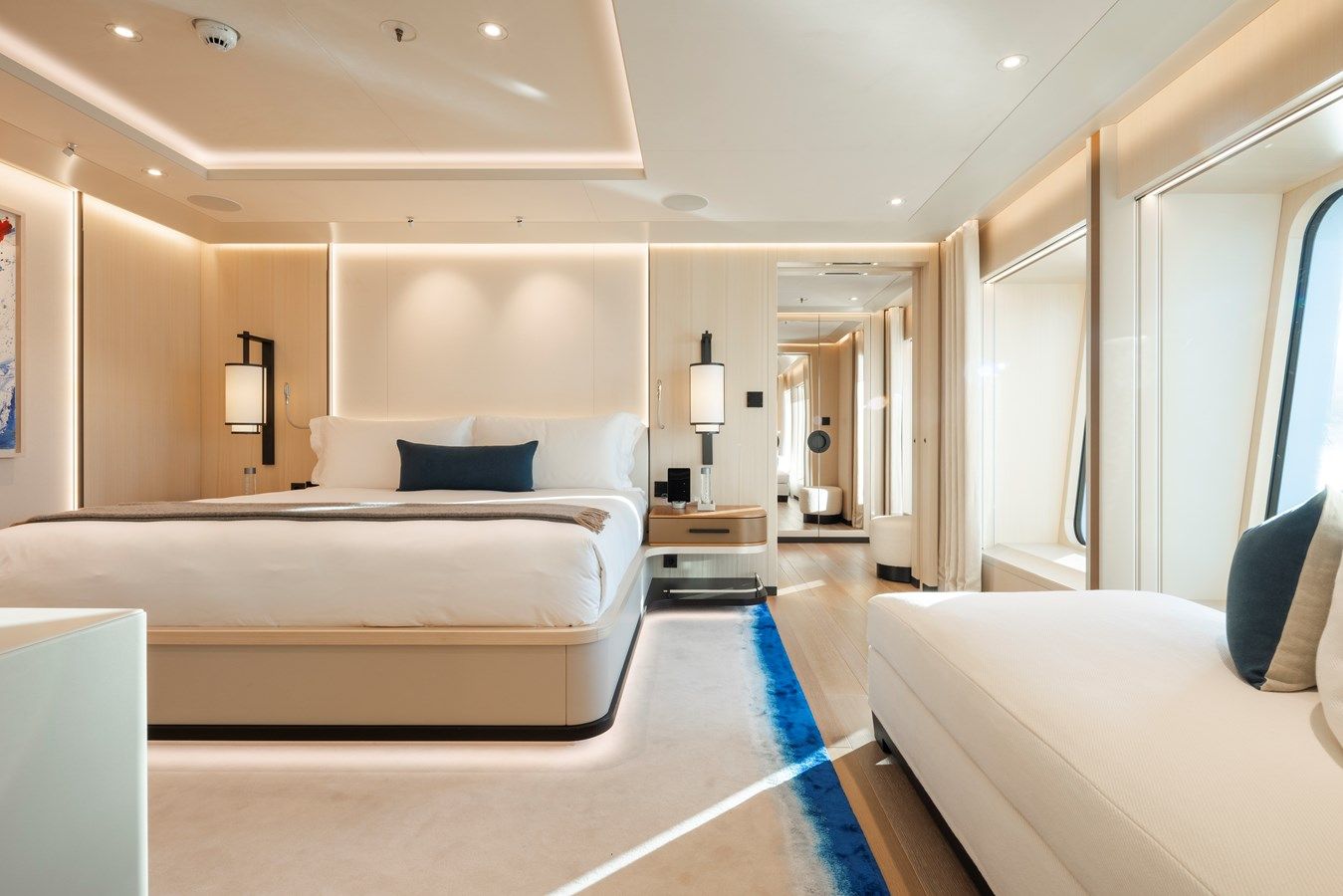 Buy a SYNTHESIS - Amels at Shestakov Yacht Sales