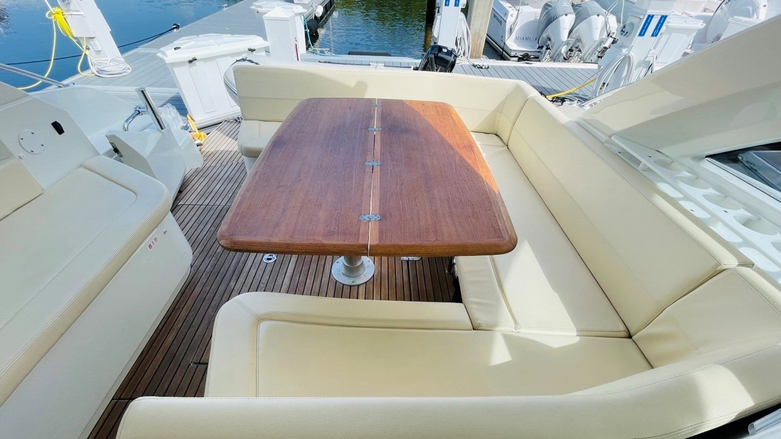 Josy - Beneteau price