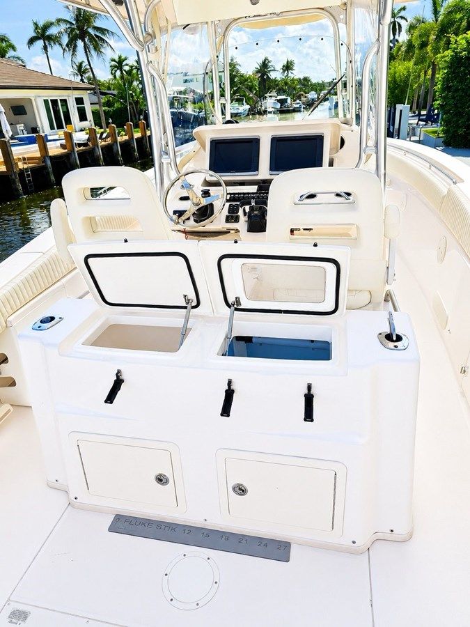 the best price on 30 ft 2014 Grady-White Canyon 306 30
