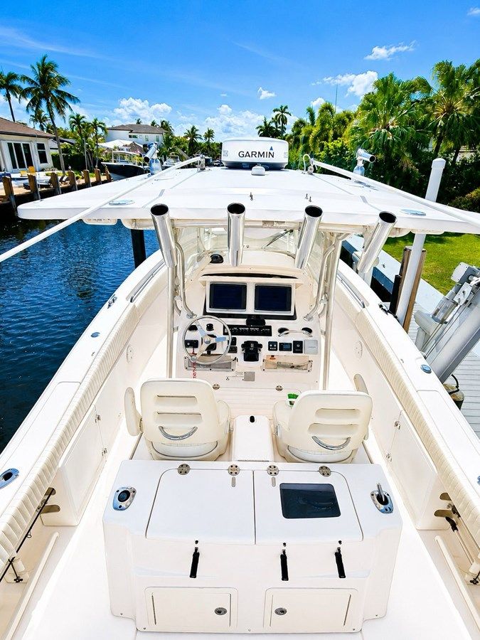 best yacht sales deals 30 ft 2014 Grady-White Canyon 306