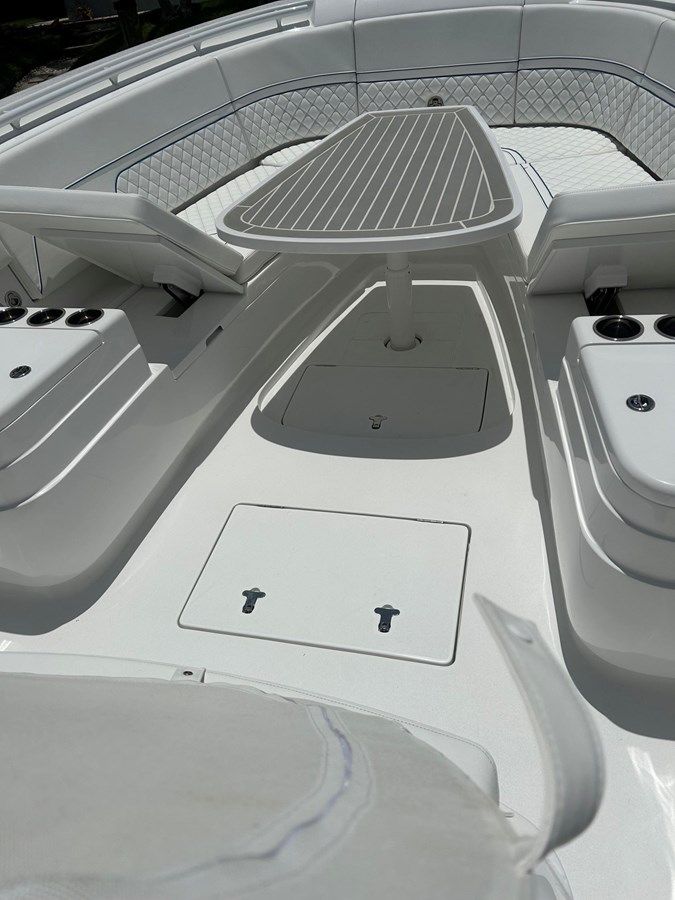 Buy a LAST CALL 375 Nomad SE at Shestakov Yacht Sales