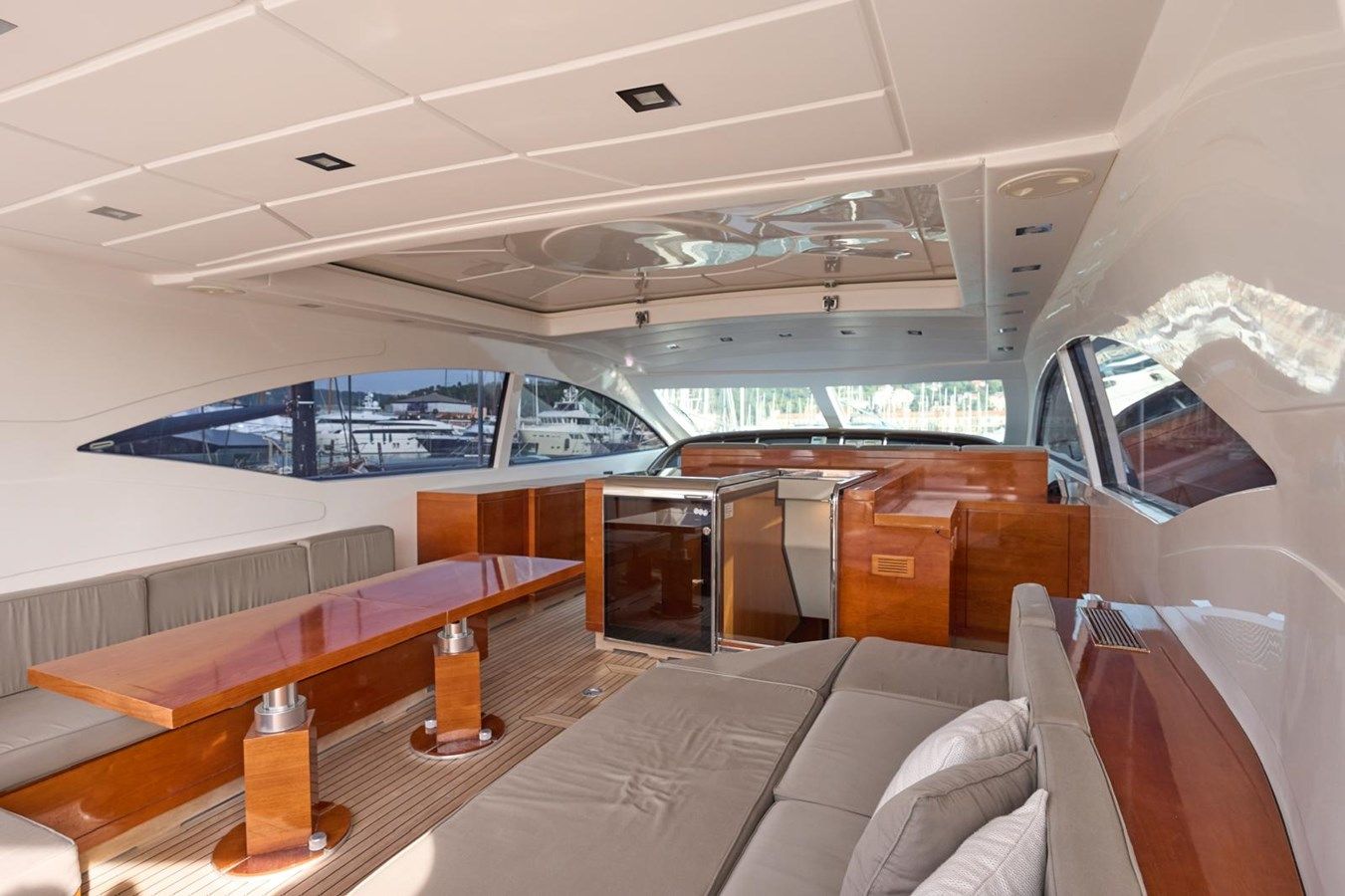 Buy a yacht LE.ONE 2007