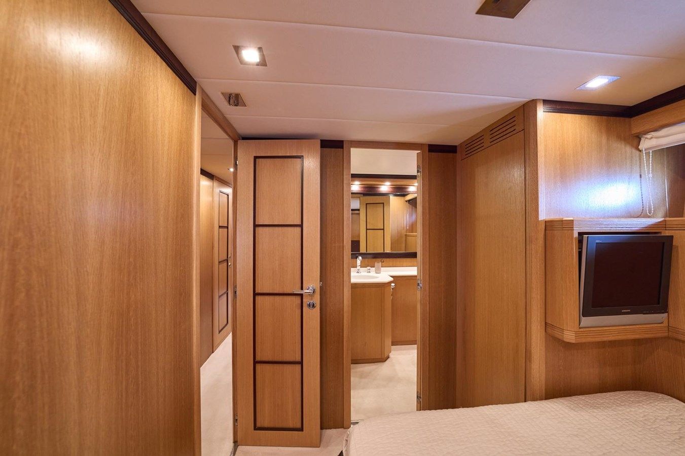 best yacht sales deals LE.ONE Mangusta 72