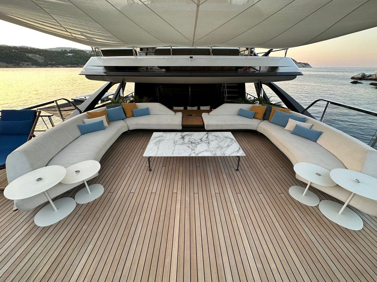 Buy a SHABBY 2022 at Shestakov Yacht Sales