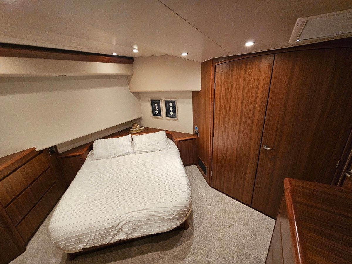 Buy a yacht Safari - VIKING