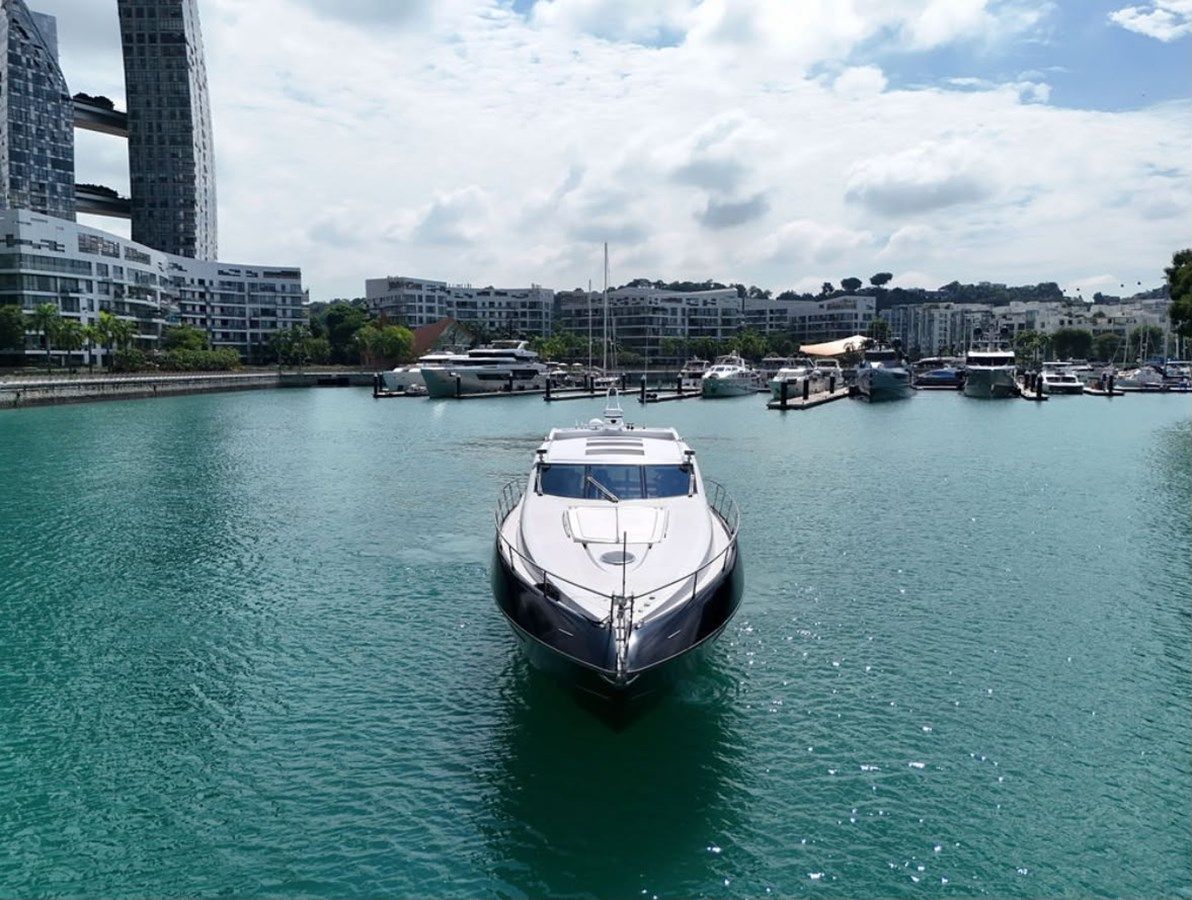 Buy a yacht  Regent V 2009