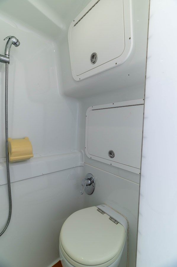Buy a yacht NA 2011