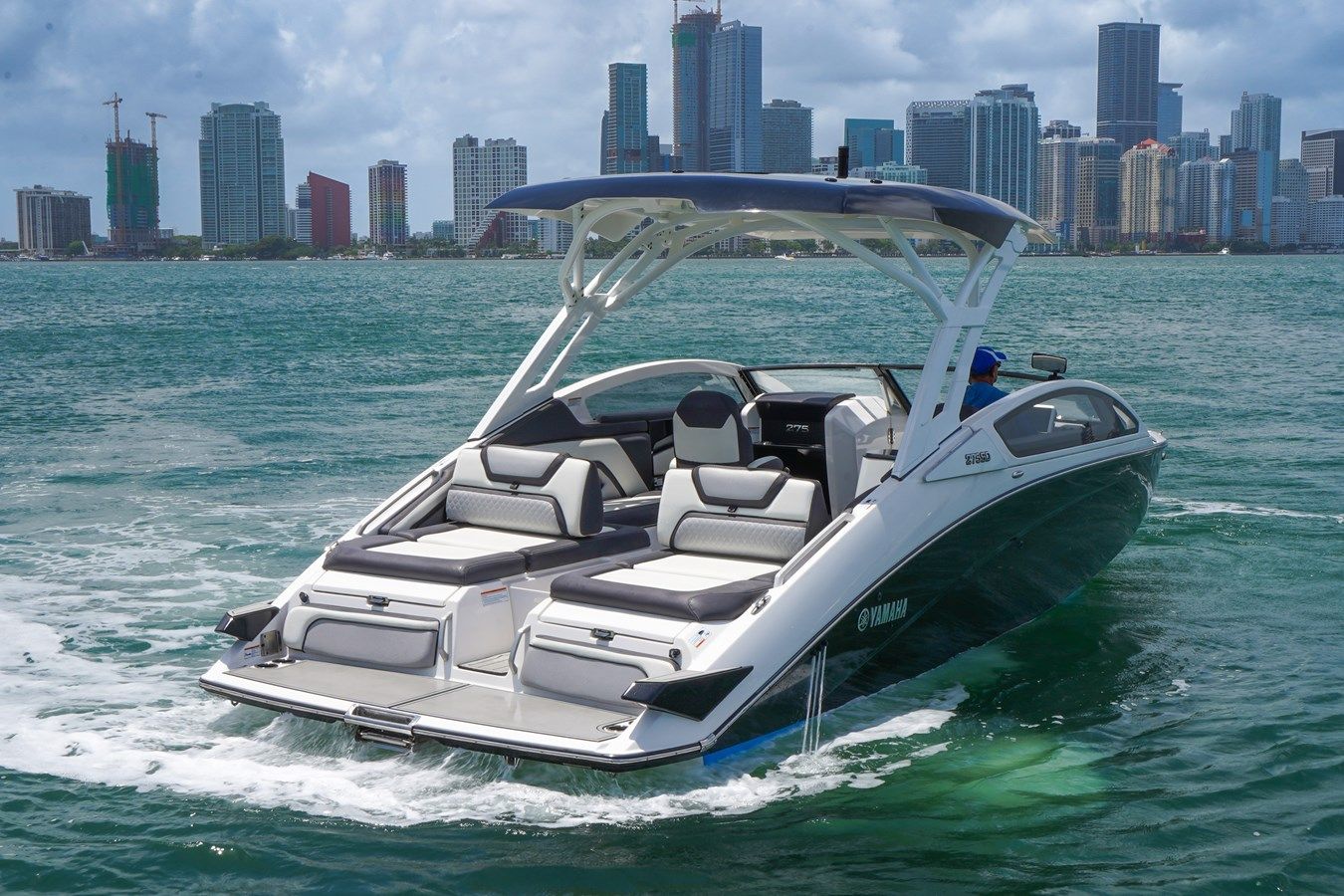NA 27 yacht sale