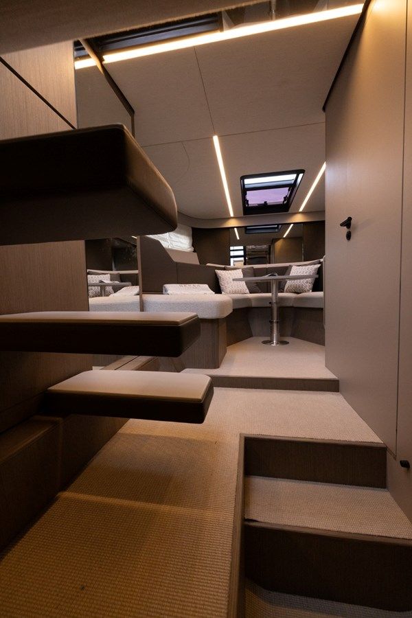 Buy a yacht NA 2024