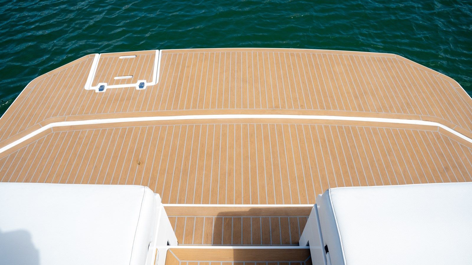 Buy a Here Be Dragons - Cruisers Yachts at Shestakov Yacht Sales