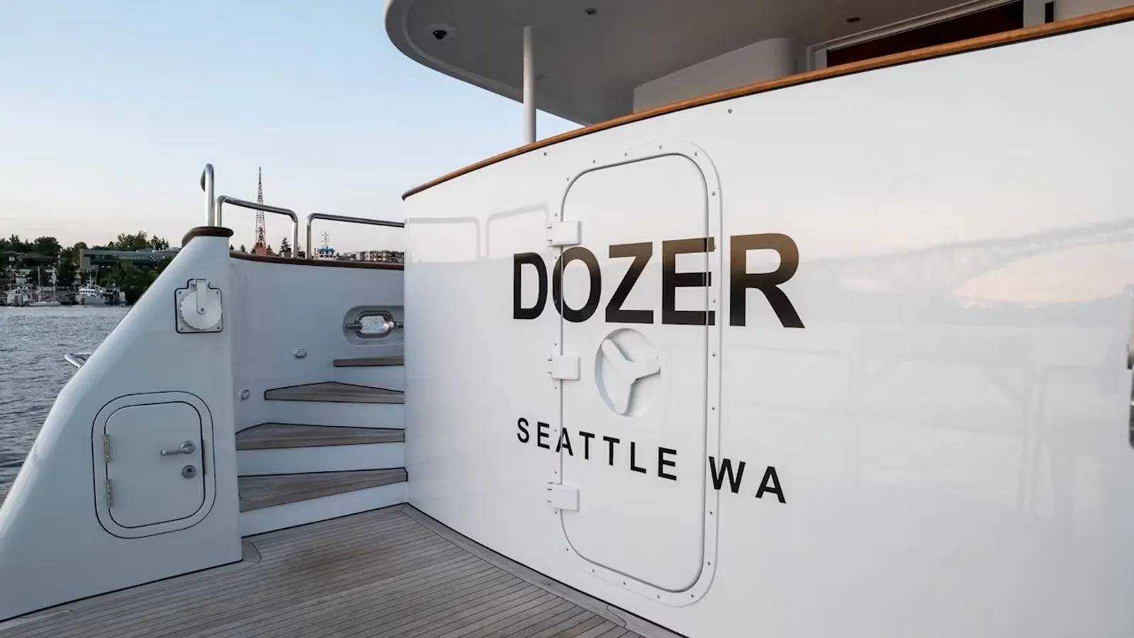 Dozer - QUEENSHIP