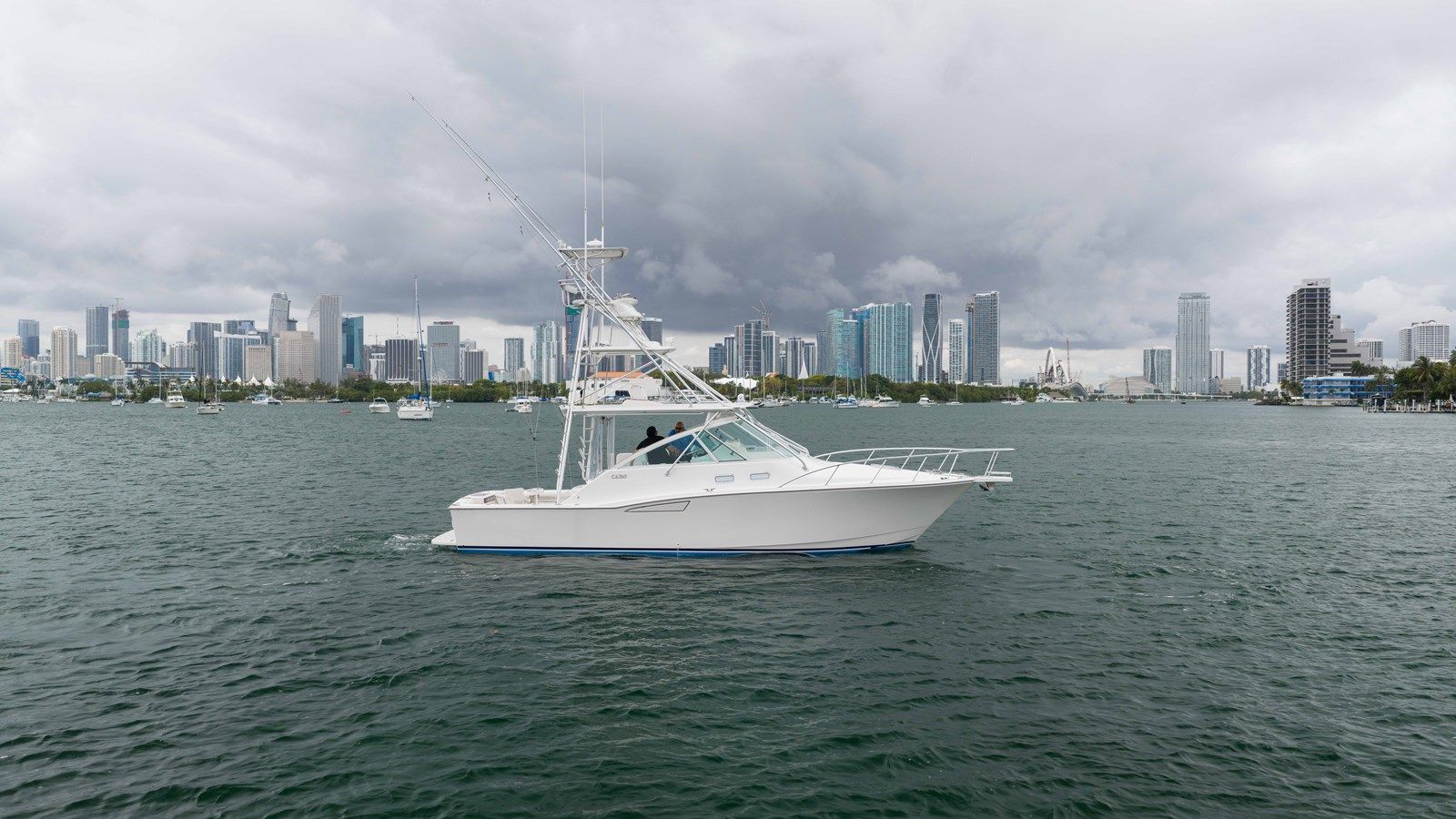 Лучшие предложения покупки яхты Time Flies - Cabo Yachts