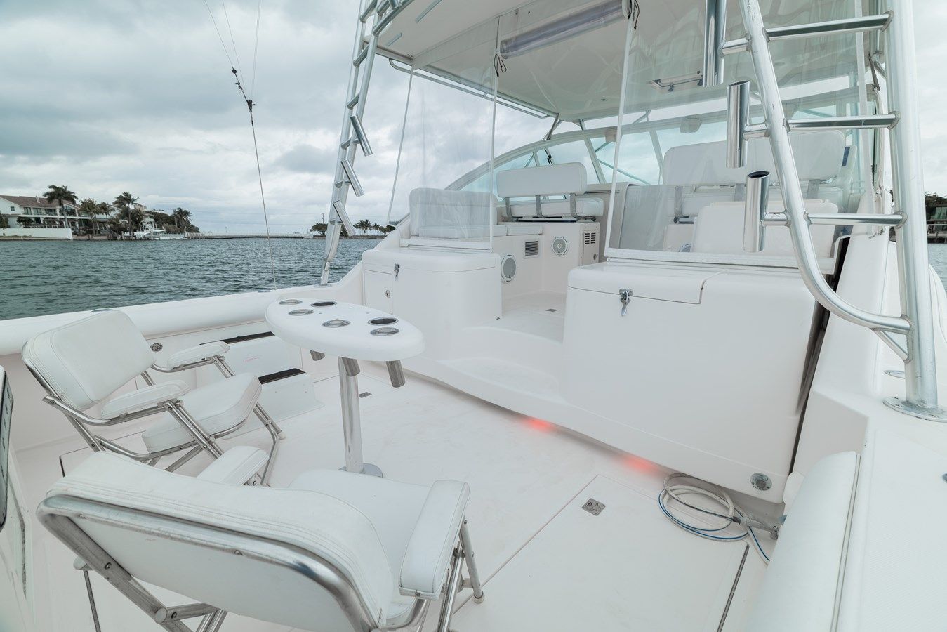 Продажа яхты Time Flies - Cabo Yachts