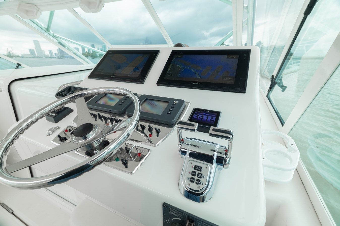 Лучшая цена на Time Flies - Cabo Yachts