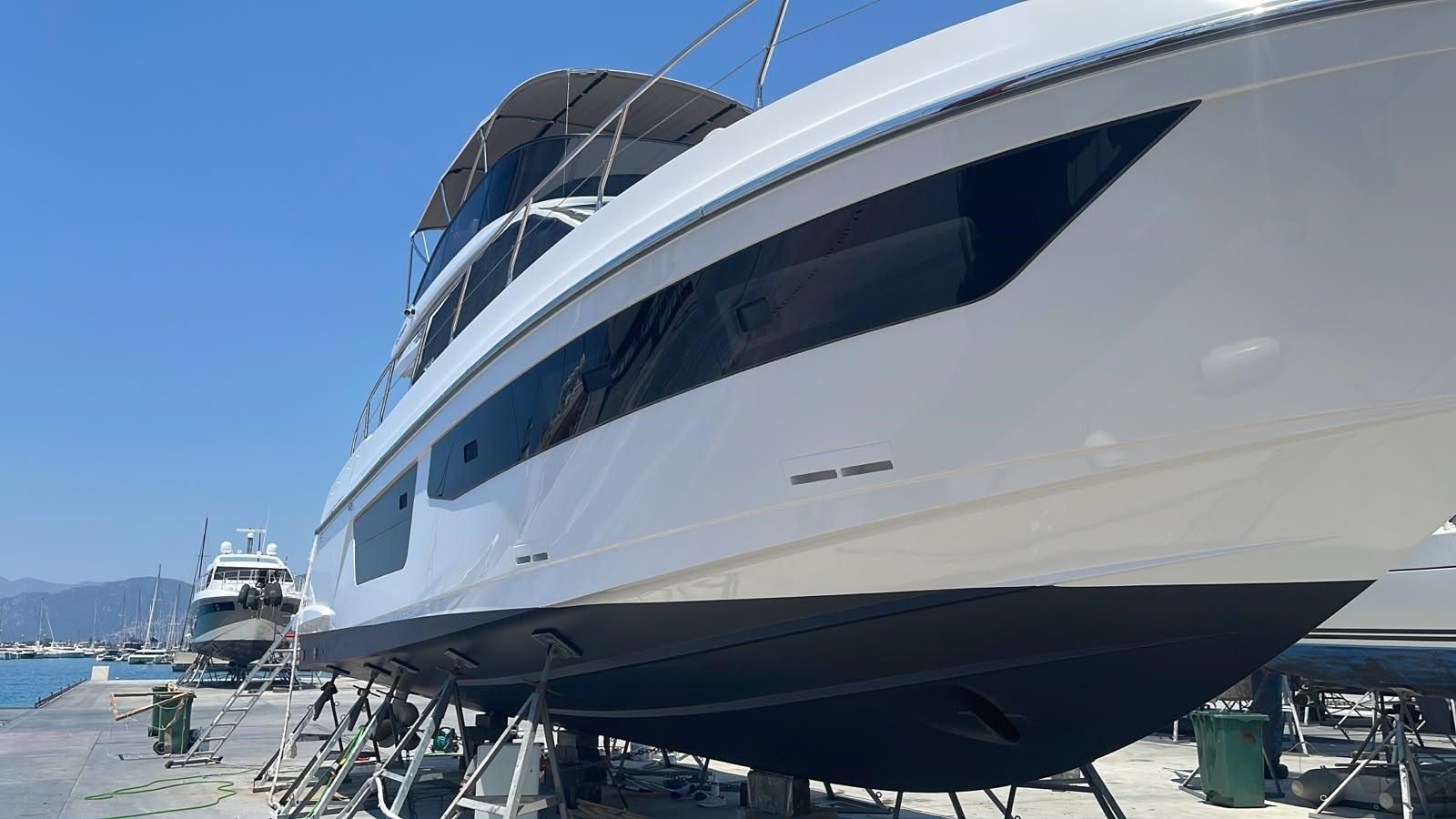 MAKA yacht sale