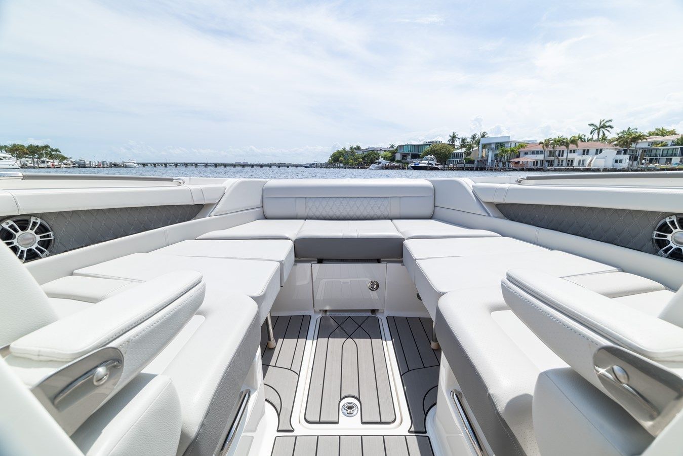 Buy a yacht NA - SEA RAY