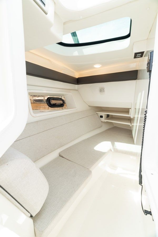 best yacht sales deals NA - SEA RAY