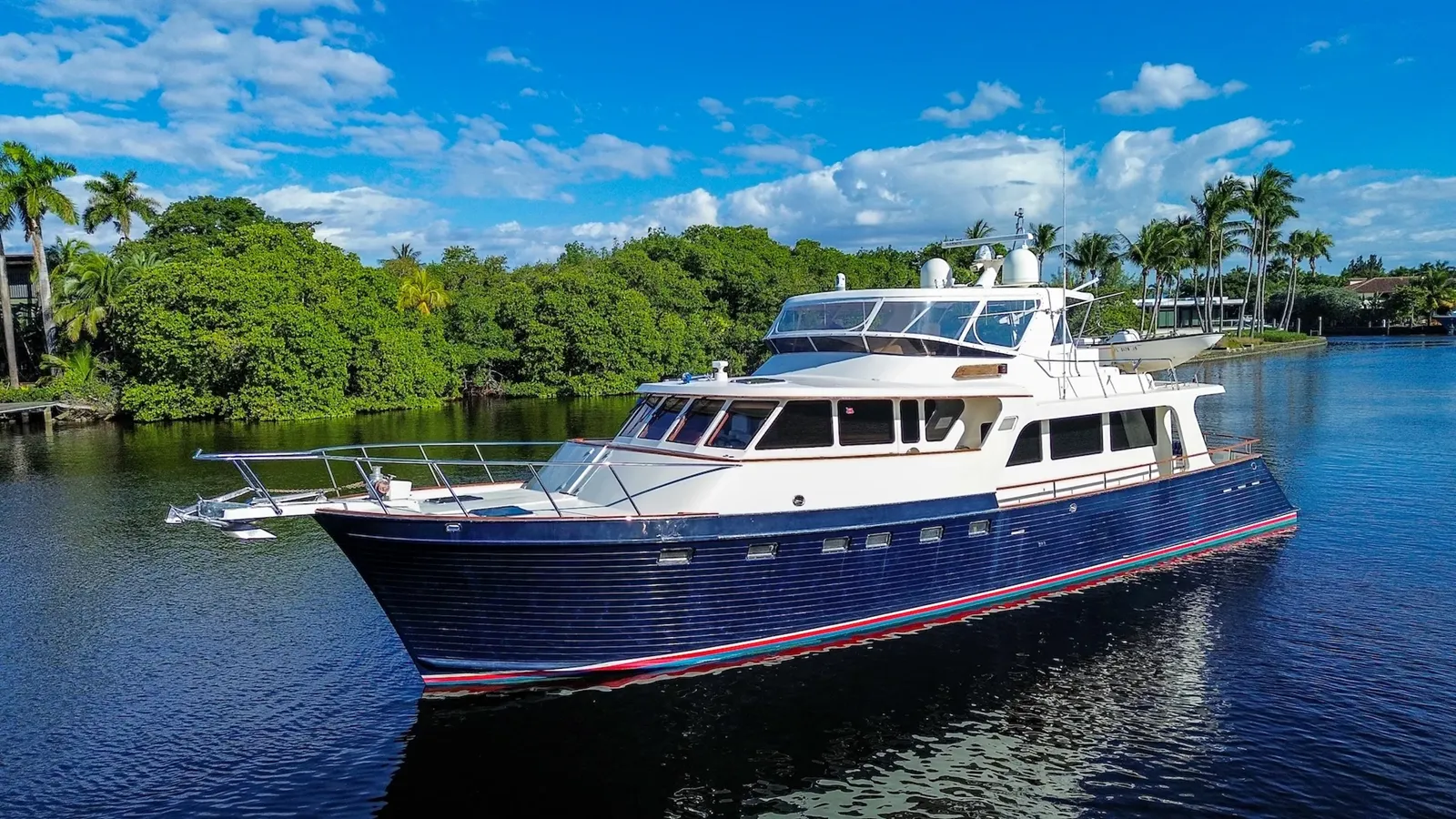 best yacht sales deals THE GARLIC