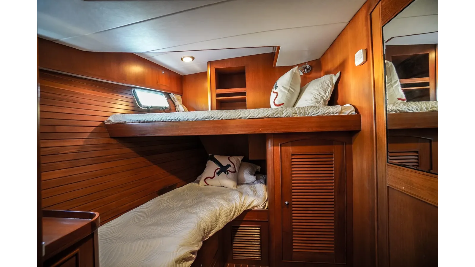 THE GARLIC 2003 yacht sale