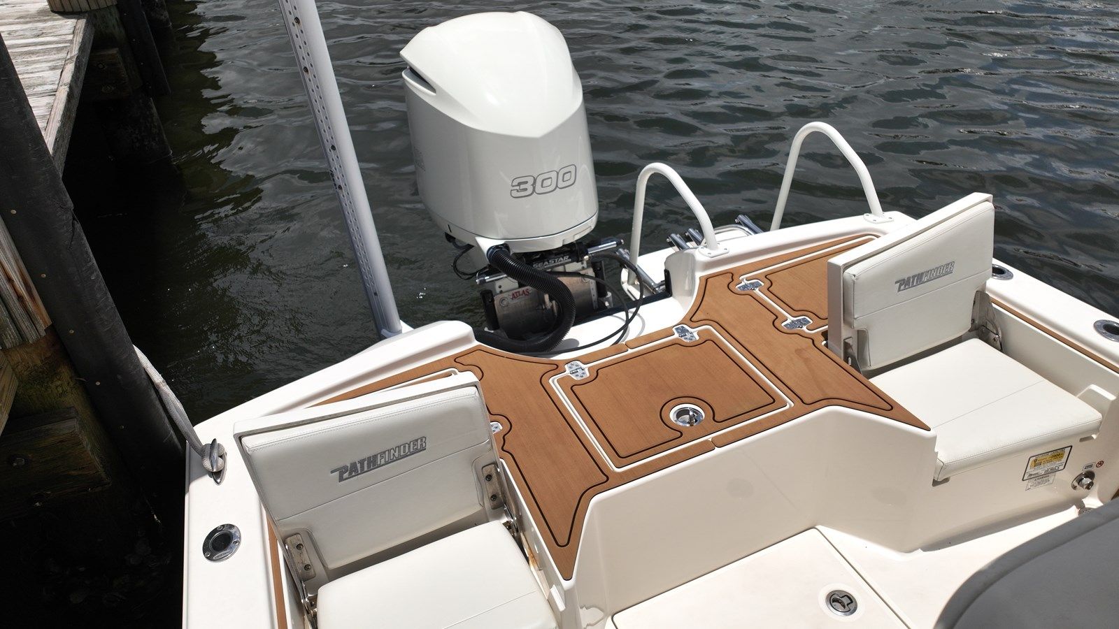 Pathfinder yacht sale