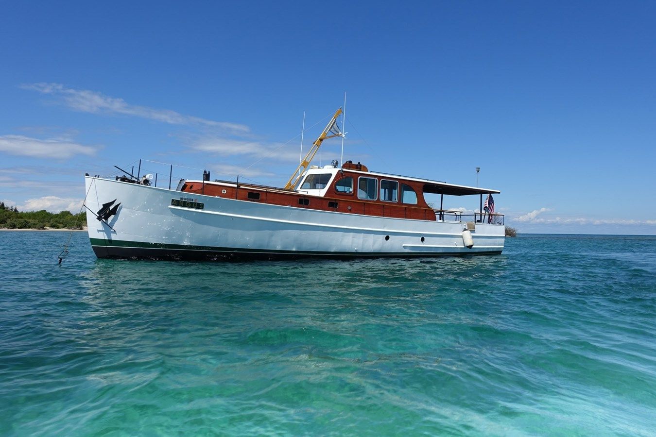 ANGUS - BURGER BOAT COMPANY