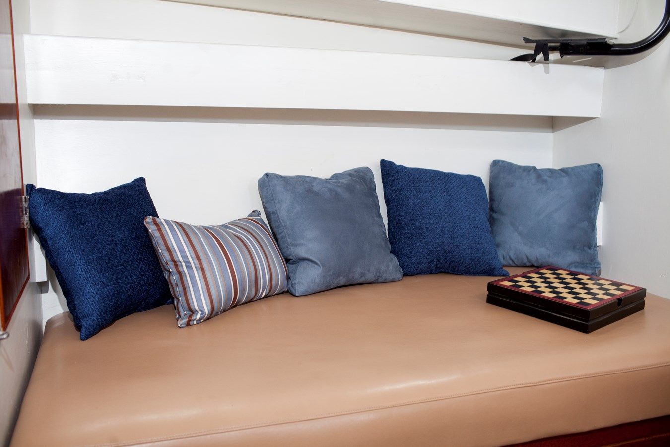 the best price on ANGUS - BURGER BOAT COMPANY