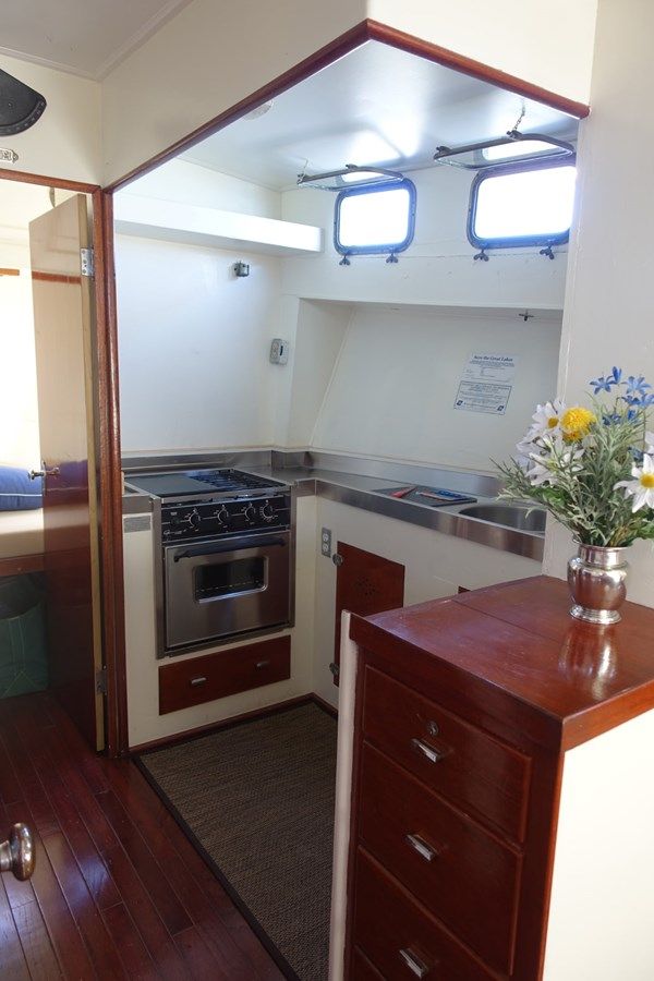 the best price on ANGUS - BURGER BOAT COMPANY