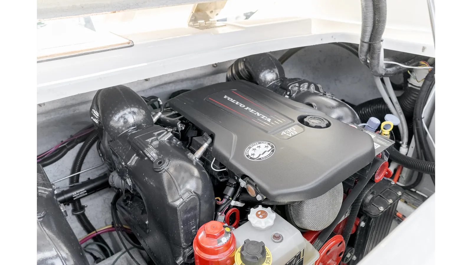 the best price on DREAM CHASER [Refit 2024] Corsair 36