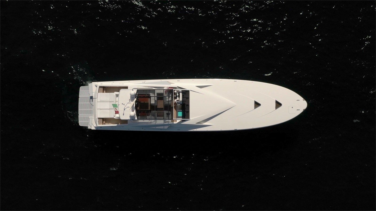WHITE & SILVER Magnum 80 Sport price