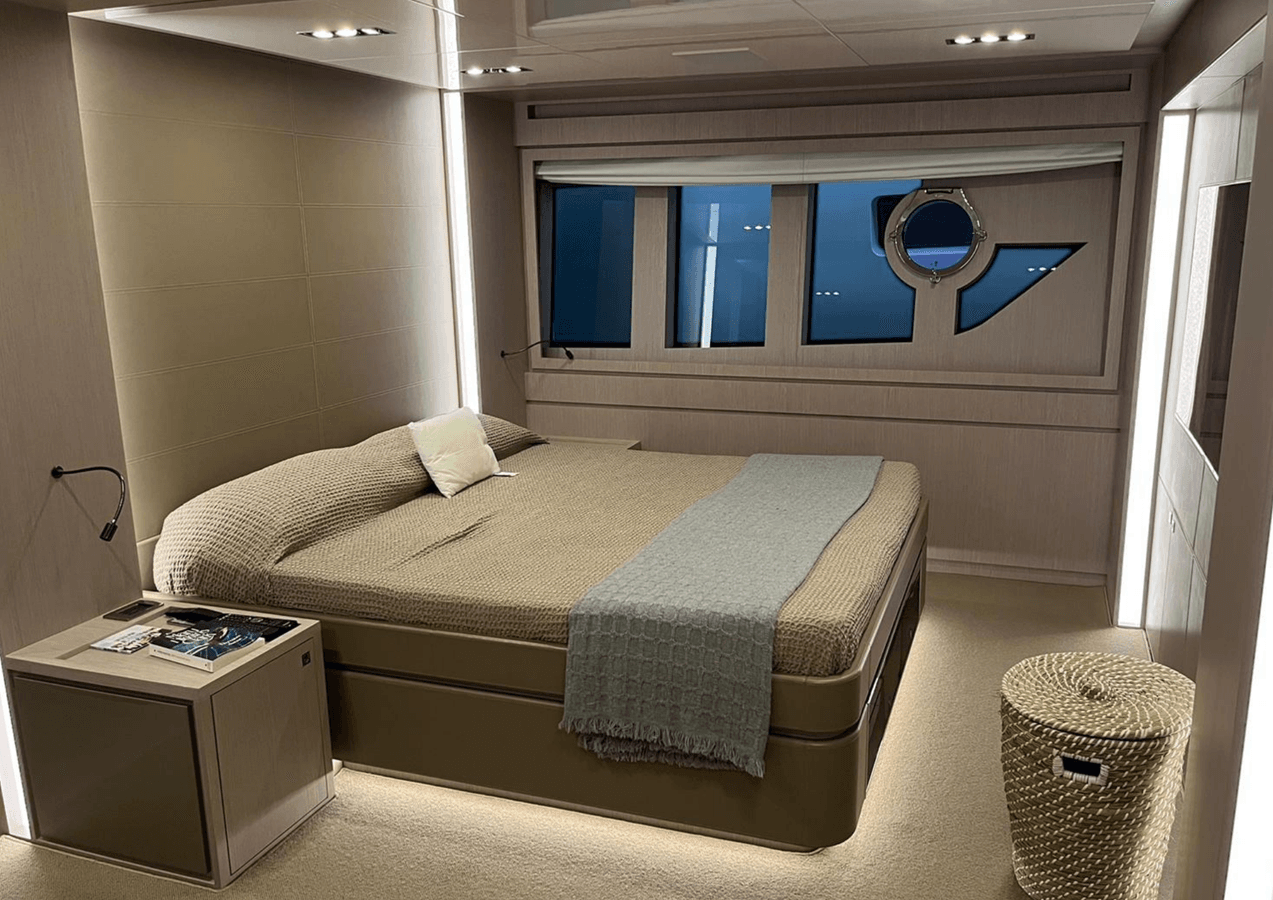 Buy a yacht SPEEDY BEAR 2018