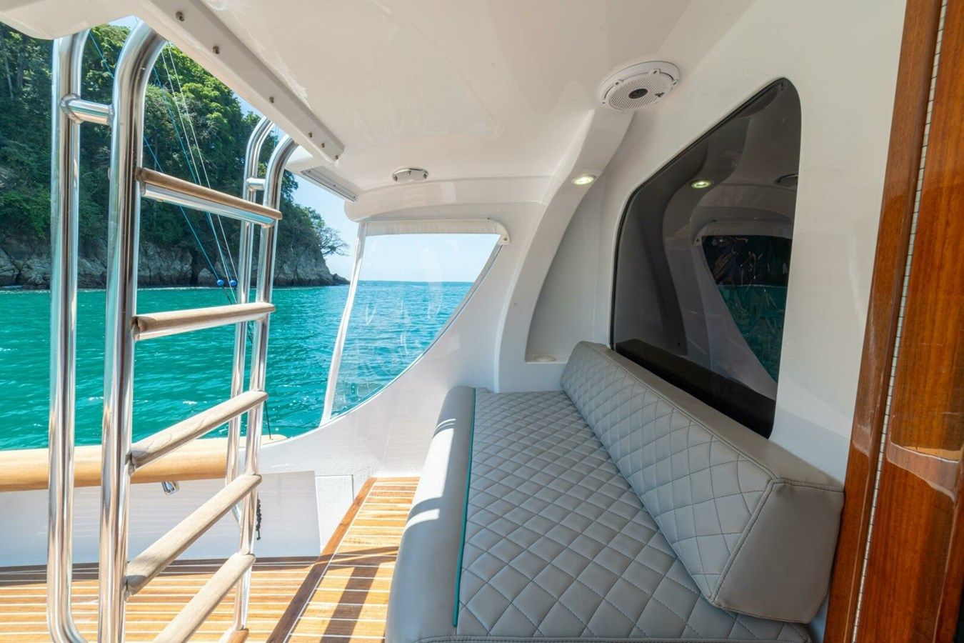 the best price on SABE NADA 40 CONVERTIBLE