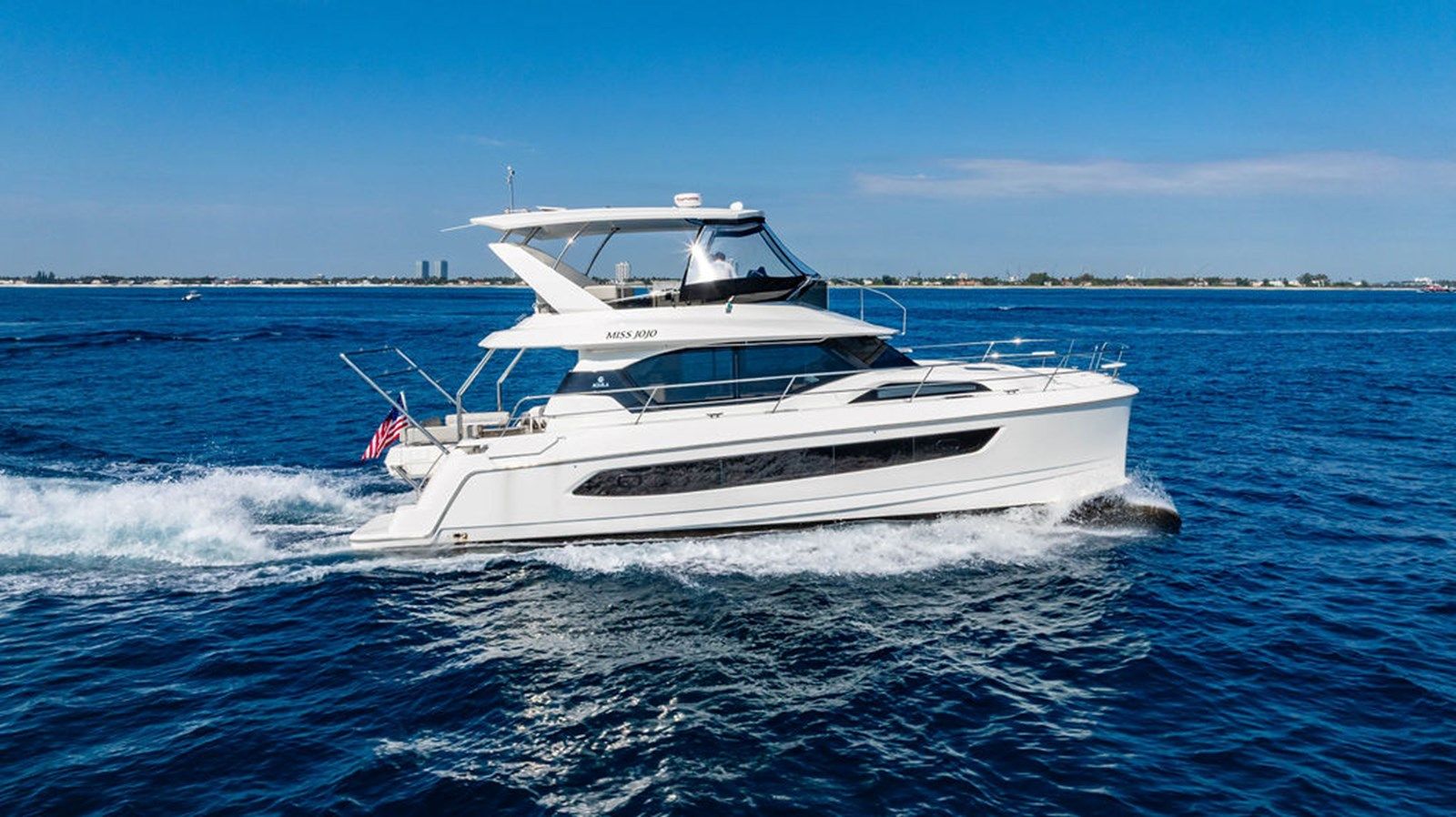 Buy a Aquila 44 Yacht 44 at Shestakov Yacht Sales