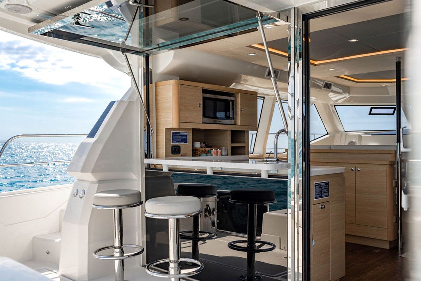 Aquila 44 Yacht 2013