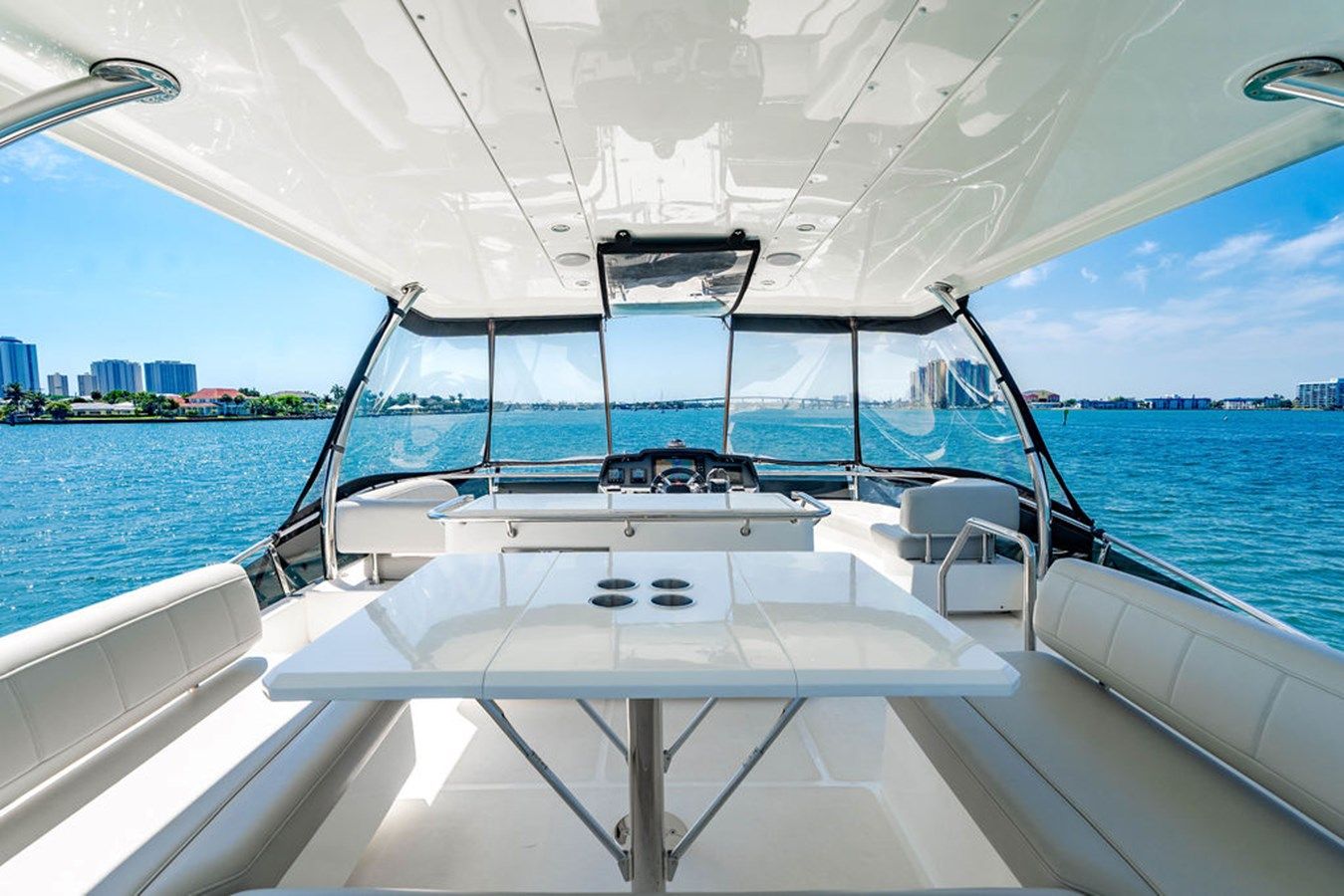 Aquila 44 Yacht 44 price