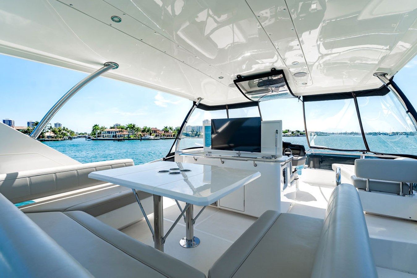 best yacht sales deals Aquila 44 Yacht - Aquila Power Catamarans