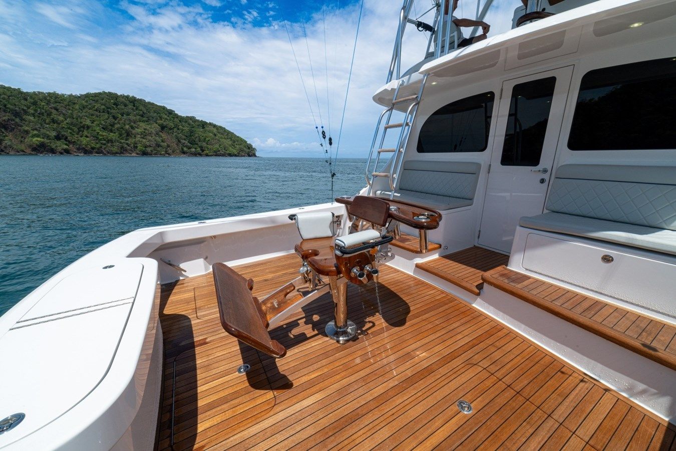 Buy a SCARLET 46 at Shestakov Yacht Sales