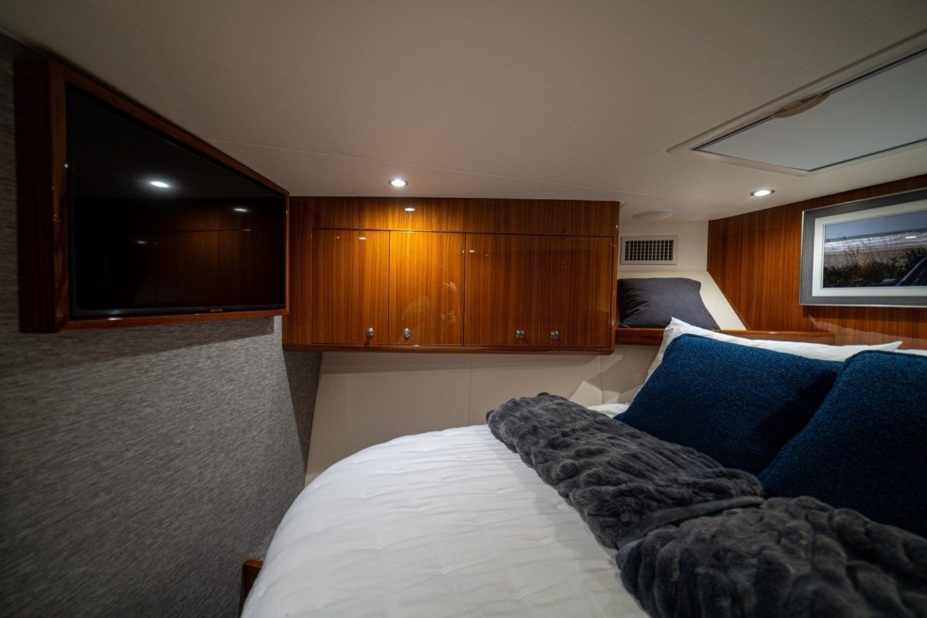 Buy a yacht SCARLET - VIKING