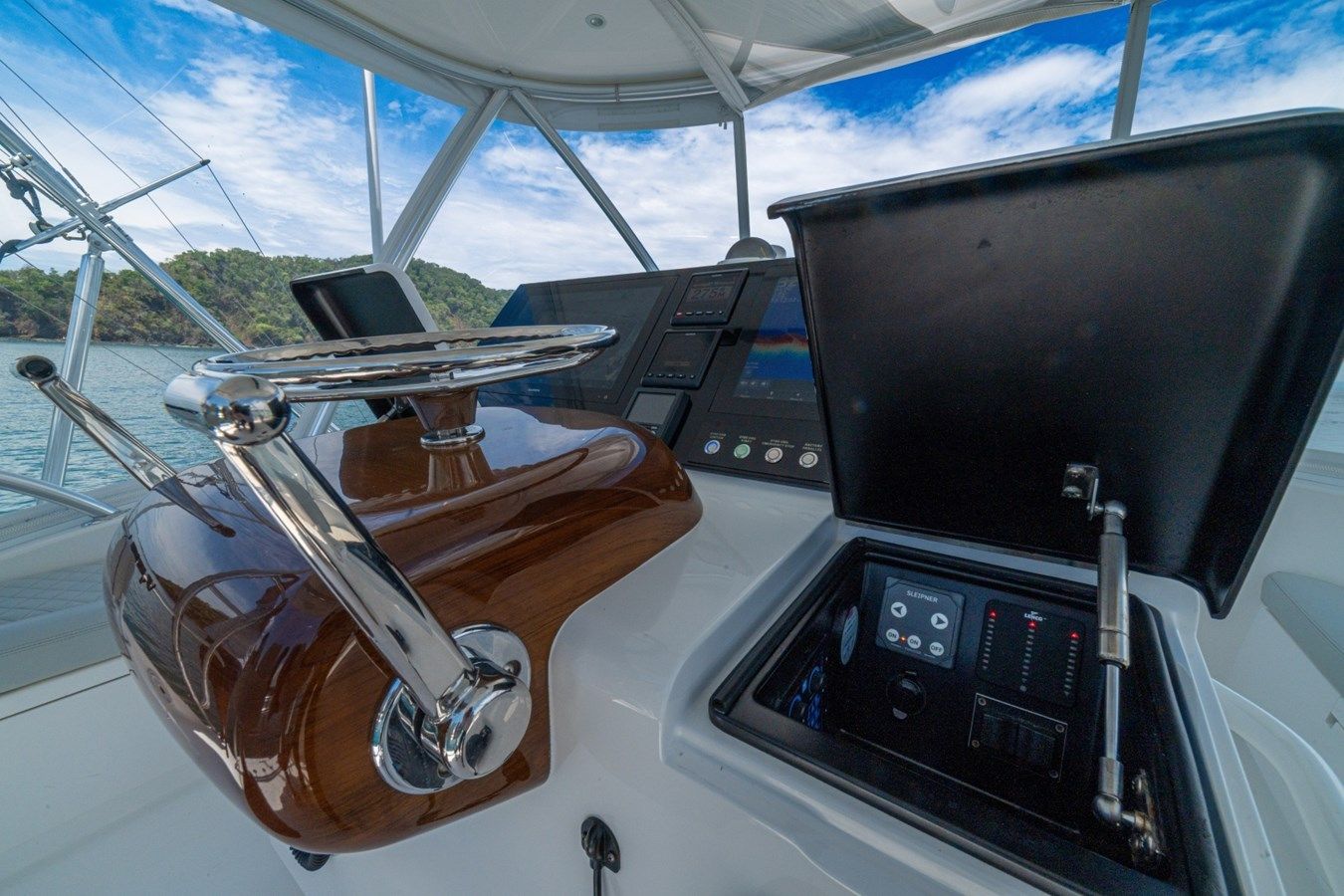 SCARLET 46 BILLFISH