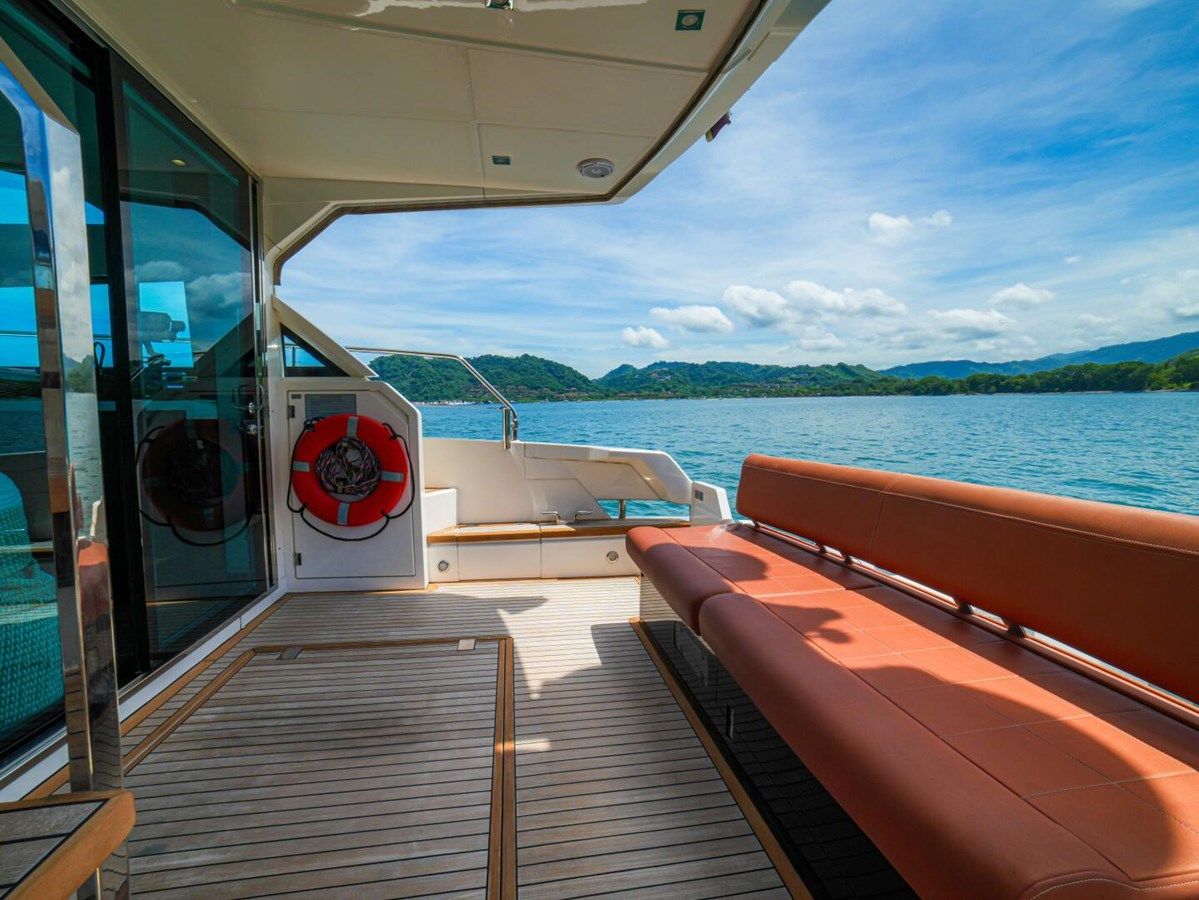 YOLO - Fairline yacht sale