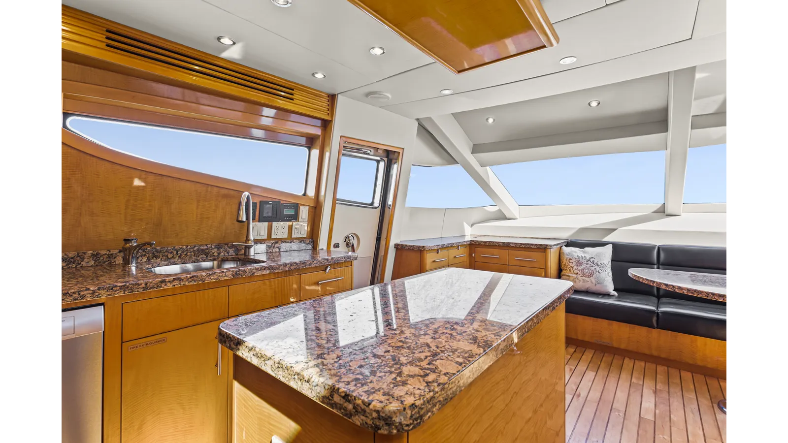 best yacht sales deals TIME-2 FLY 2006