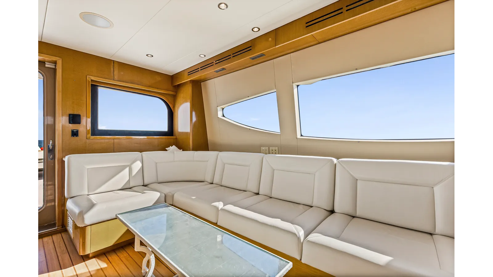 best yacht sales deals TIME-2 FLY 80 Motor Yacht Skylounge