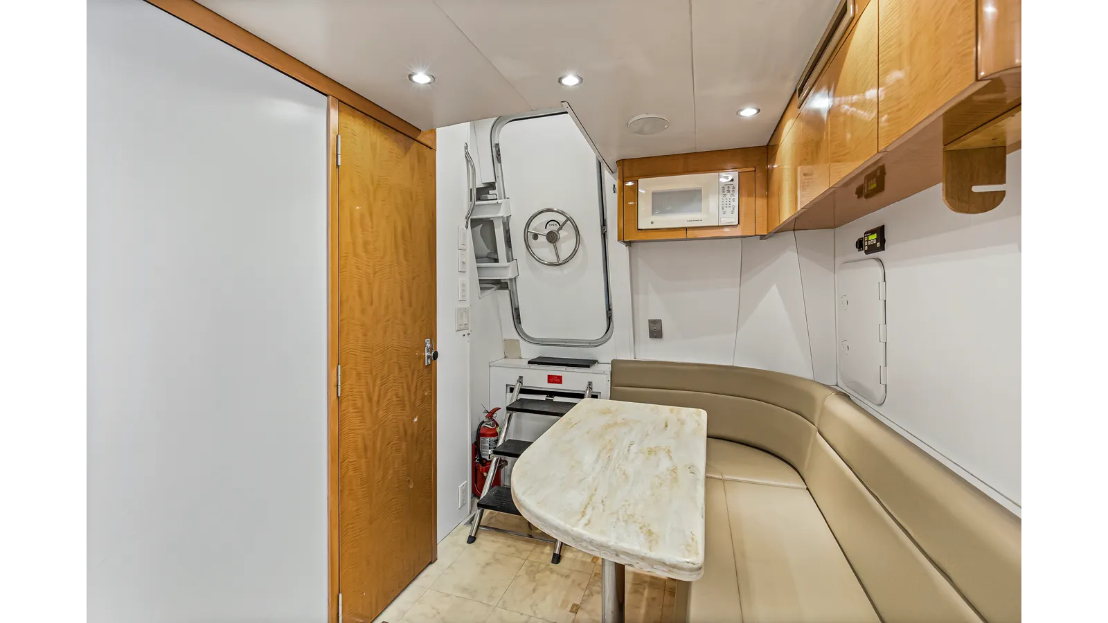 TIME-2 FLY - Hatteras yacht sale