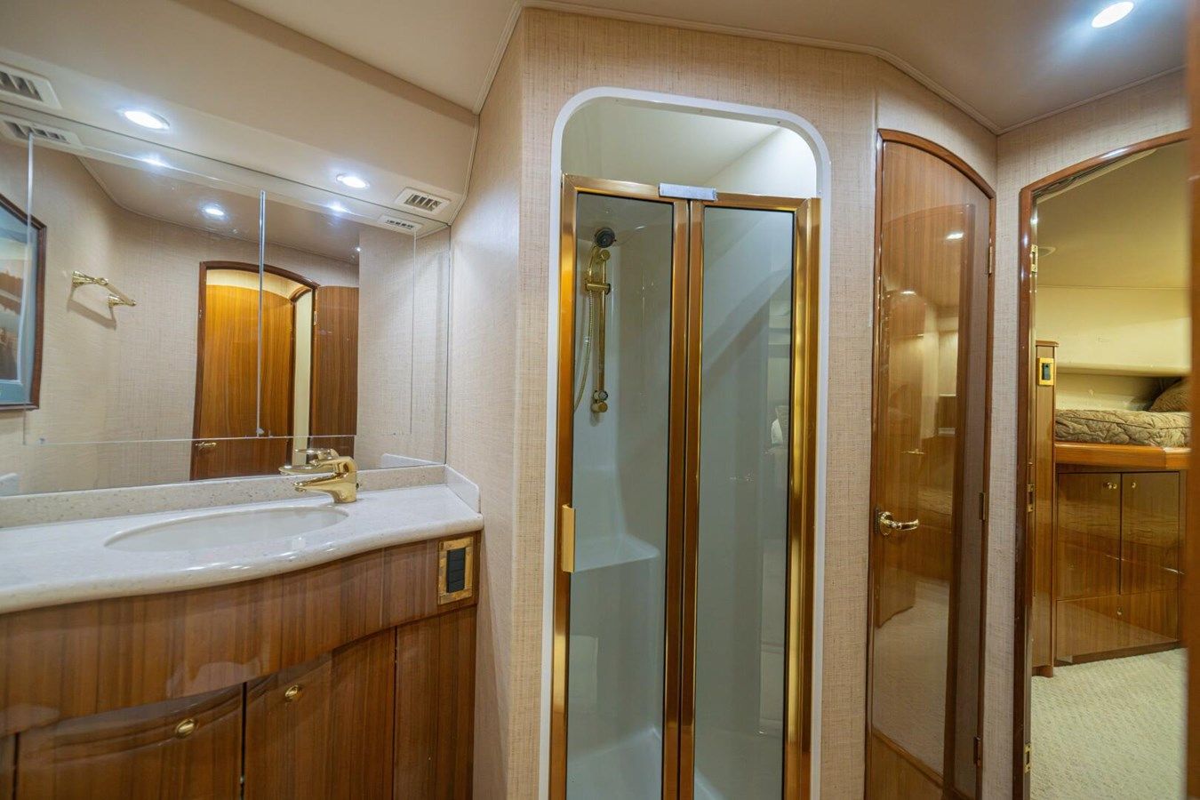 Buy a yacht SCANDALOSO 56 CONVERTIBLE