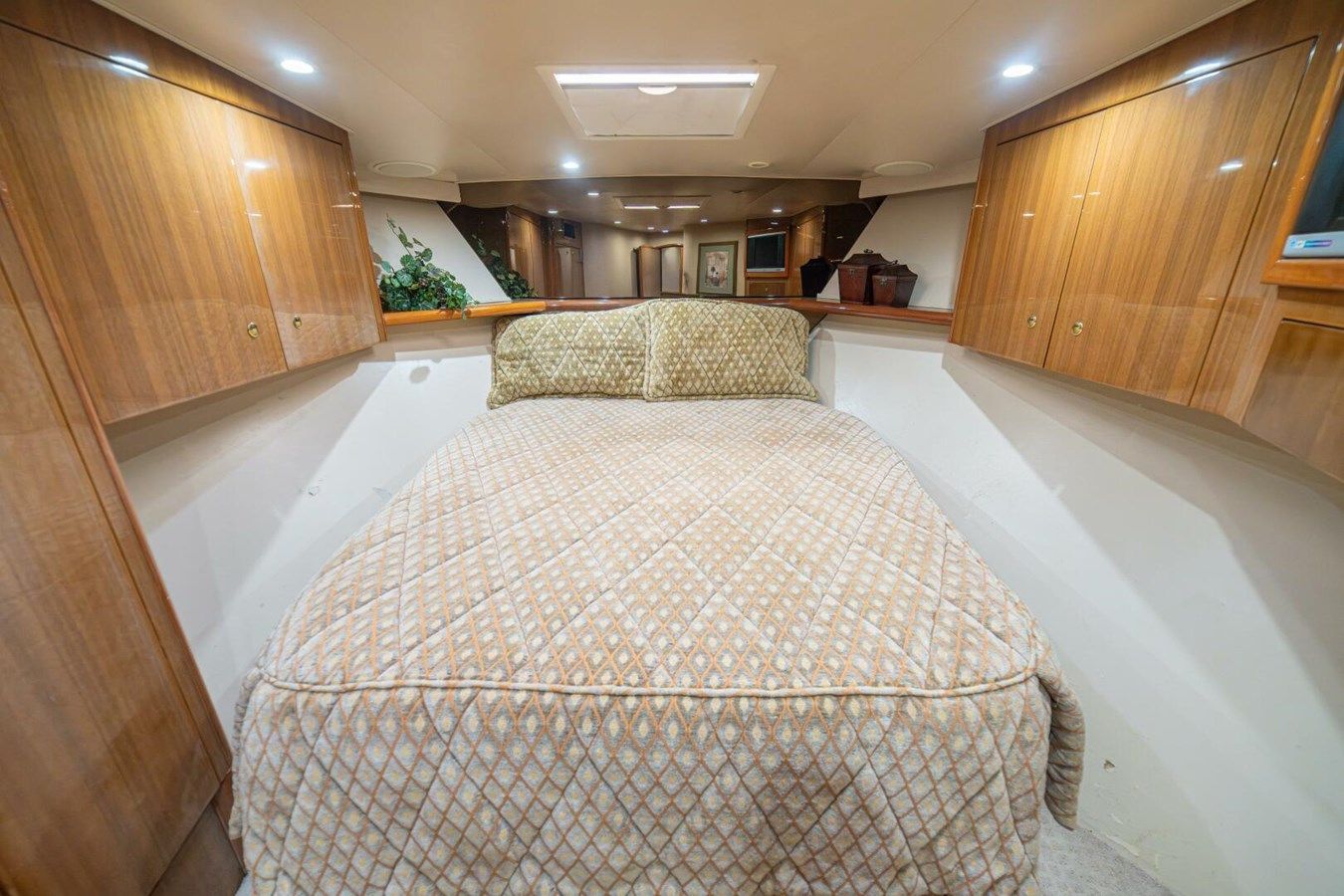 best yacht sales deals SCANDALOSO 56