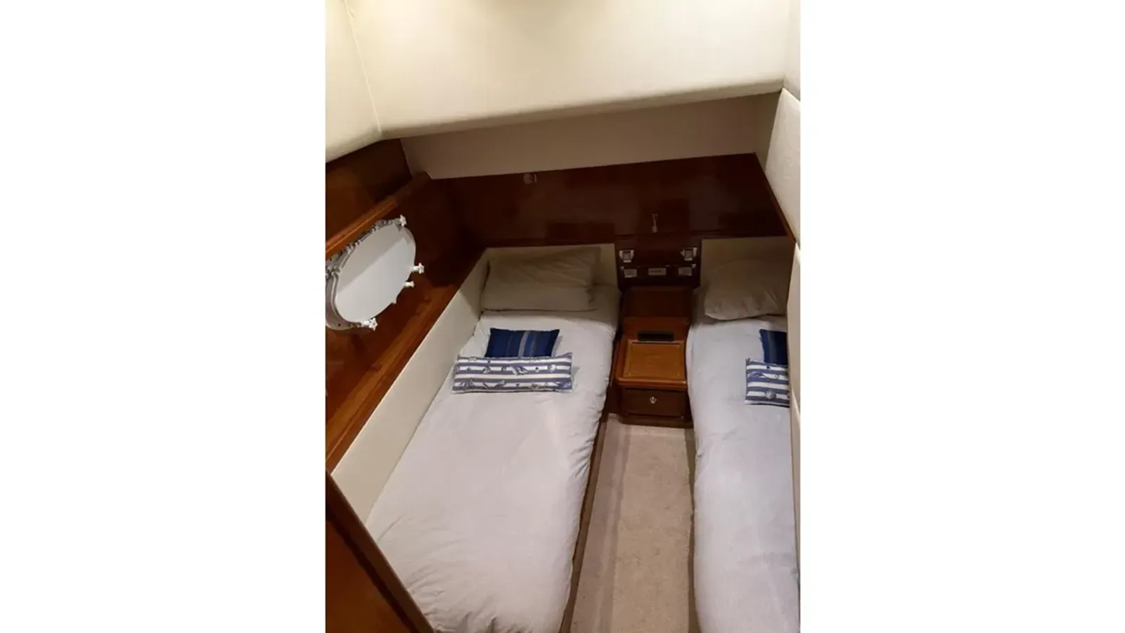 Лучшие предложения покупки яхты 2005 Bertram 630 Convertible 63