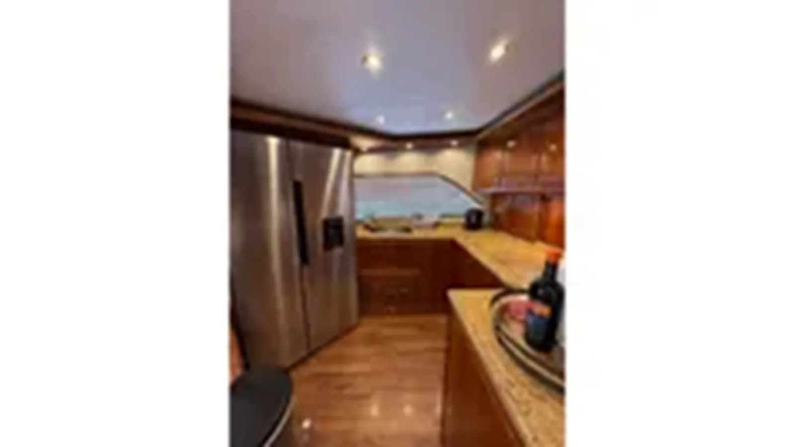 Купить яхту 2005 Bertram 630 Convertible 630 Convertible в Shestakov Yacht Sales