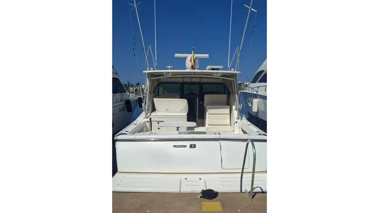 the best price on 2005 Tiara Yachts 3800 Open