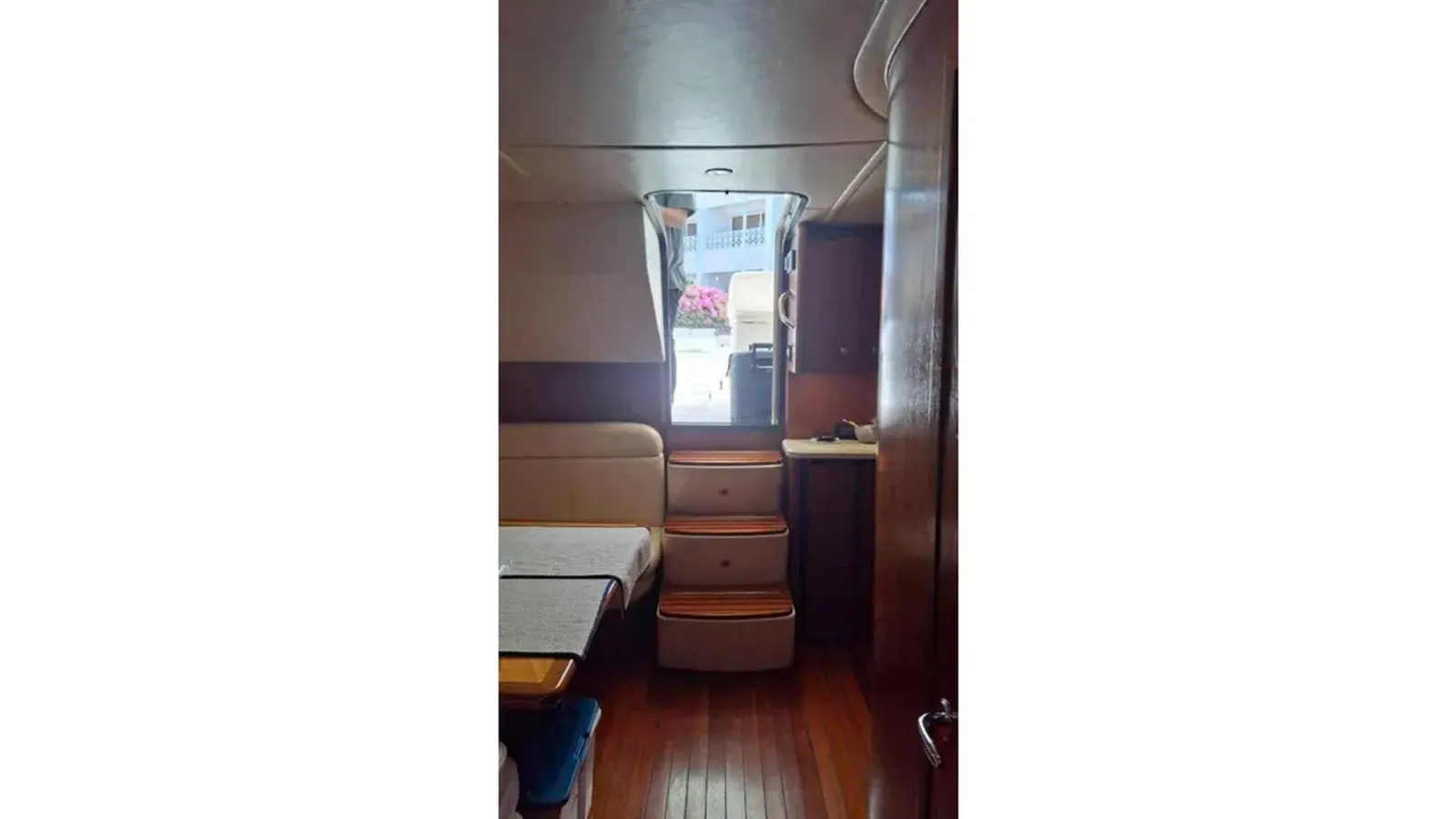 the best price on 2005 Tiara Yachts 3800 Open 38