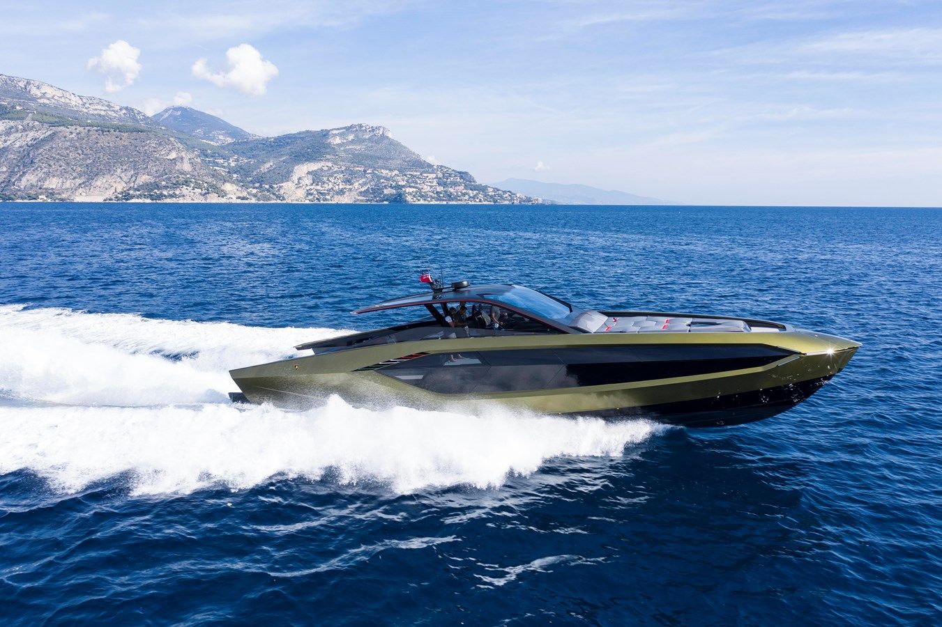 Buy a yacht FAST ONE