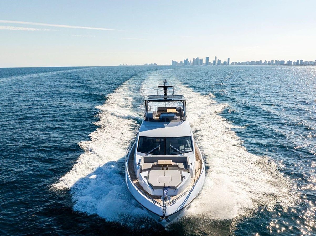 2025 SUNSEEKER MANHATTAN 68  IMMEDIATE DELIVERY  DUBAI